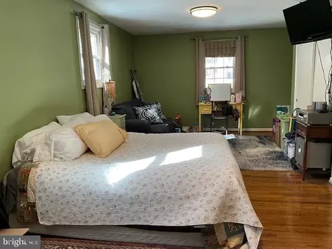 Bedroom - 16140 Kenny Rd, Laurel, MD 20707 photo 2 of 2