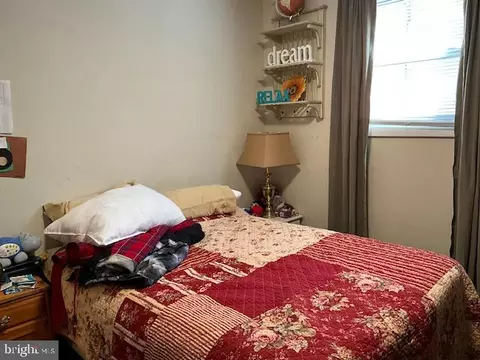 Bedroom - 16140 Kenny Rd, Laurel, MD 20707 photo 1 of 2