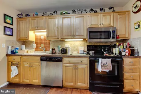 Kitchen - 16140 Kenny Rd, Laurel, MD 20707 photo 1 of 1