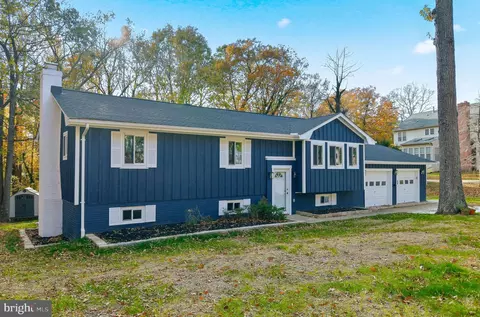 2016 Spring Grove Dr, Accokeek, MD 20607