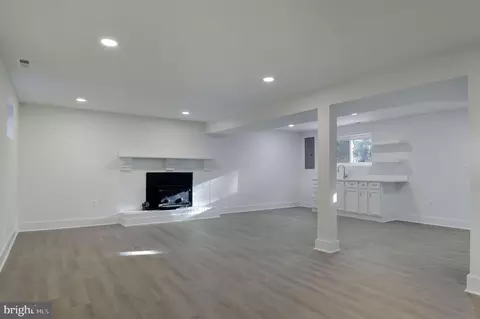 Living - 2016 Spring Grove Dr, Accokeek, MD 20607 photo 5 of 5