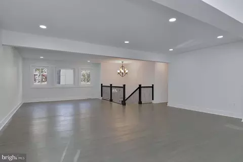 Living - 2016 Spring Grove Dr, Accokeek, MD 20607 photo 1 of 5