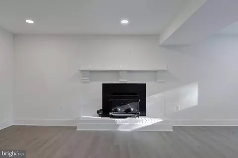Living - 2016 Spring Grove Dr, Accokeek, MD 20607 photo 4 of 5
