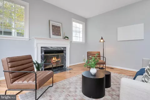 Living - 9105 Piper Ridge Ct, Lanham, MD 20706 photo 5 of 9