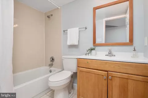 Bath - 9105 Piper Ridge Ct, Lanham, MD 20706 photo 5 of 5