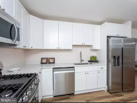 Kitchen - 10003 Armor Ct, Clinton, MD 20735 photo 2 of 4