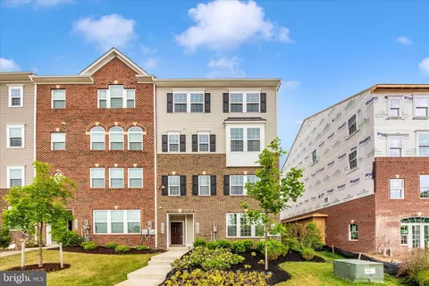 10722 Presidential Pkwy, Marlboro, MD 20772