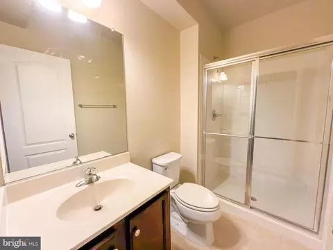 Bath - 10202 Galaxy View Ln, Lanham, MD 20706 photo 7 of 7