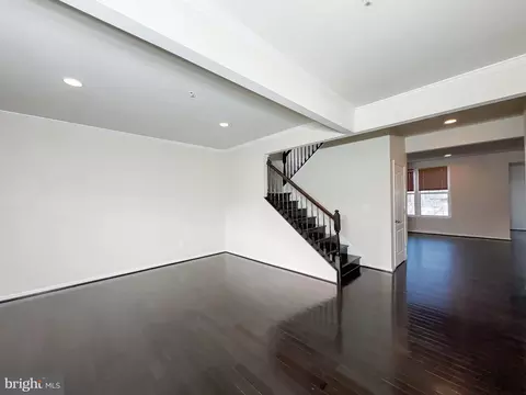 Living - 10202 Galaxy View Ln, Lanham, MD 20706 photo 1 of 18
