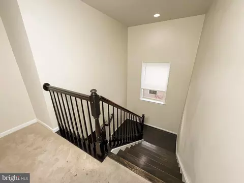 Entry Way - 10202 Galaxy View Ln, Lanham, MD 20706 photo 2 of 4