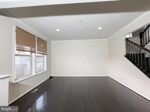 Living - 10202 Galaxy View Ln, Lanham, MD 20706 photo 2 of 18
