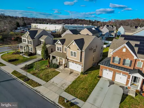 View/Area - 10202 Galaxy View Ln, Lanham, MD 20706 photo 2 of 5