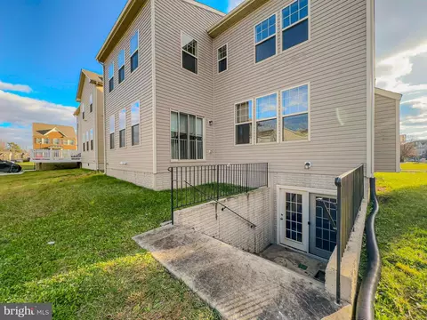 Exterior - 10202 Galaxy View Ln, Lanham, MD 20706 photo 4 of 5
