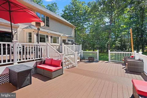 7912 Wingate Dr, Glenn Dale, MD 20769