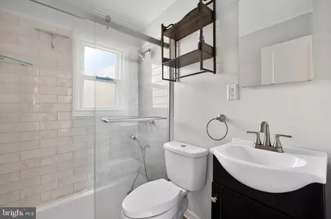 Bath - 7507 Dover Ln, Lanham, MD 20706 photo 3 of 3