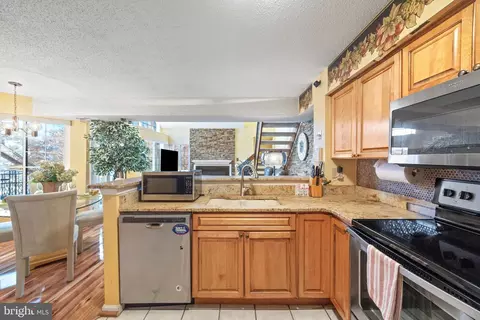 Kitchen - 14106 William St #19-B, Laurel, MD 20707 photo 3 of 3