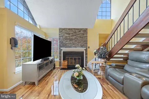 Living - 14106 William St #19-B, Laurel, MD 20707 photo 2 of 2