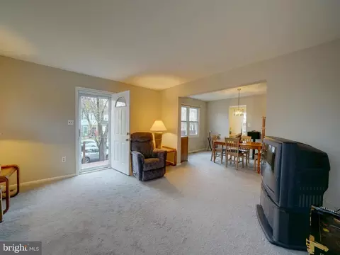 12900 Claxton Dr #4-A, Laurel, MD 20708 photo 4