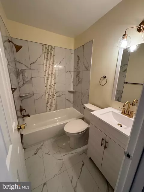 Bath - 6707 Lamont Dr, Lanham, MD 20706 photo 1 of 4