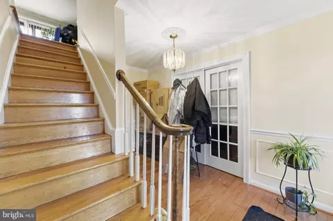 Entry Way - 7303 Lois Ln, Lanham, MD 20706 photo 2 of 6