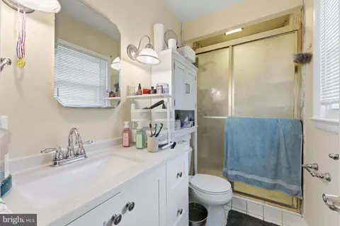 Bath - 7303 Lois Ln, Lanham, MD 20706 photo 2 of 2