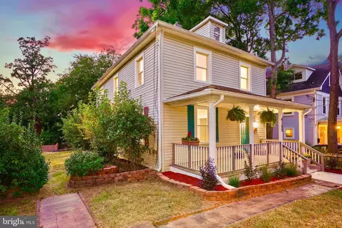 Exterior - 4100 31st St, Mount Rainier, MD 20712 photo 4 of 7