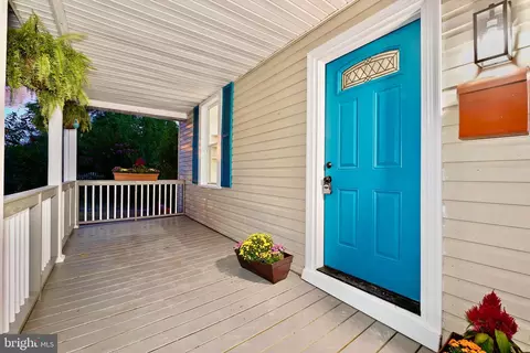 Exterior - 4100 31st St, Mount Rainier, MD 20712 photo 5 of 7
