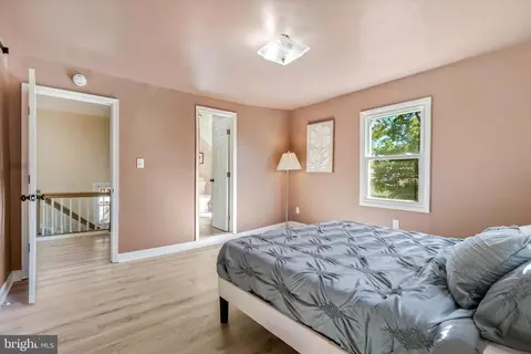 Bedroom - 4100 31st St, Mount Rainier, MD 20712 photo 2 of 5