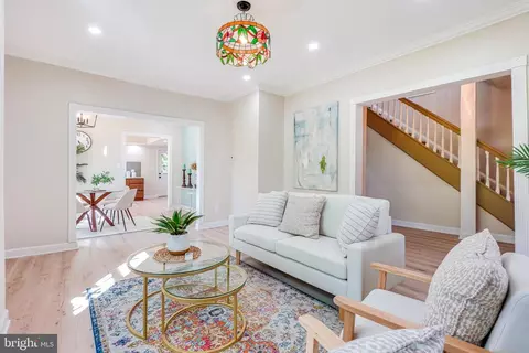 Living - 4100 31st St, Mount Rainier, MD 20712 photo 3 of 4