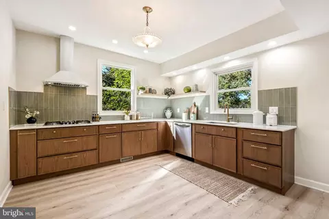 Kitchen - 4100 31st St, Mount Rainier, MD 20712 photo 1 of 2