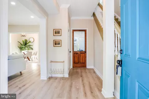 Entry Way - 4100 31st St, Mount Rainier, MD 20712 photo 1 of 2