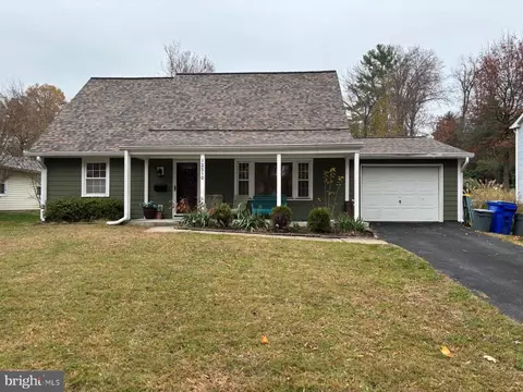 12510 Kavanaugh Ln, Bowie, MD 20715