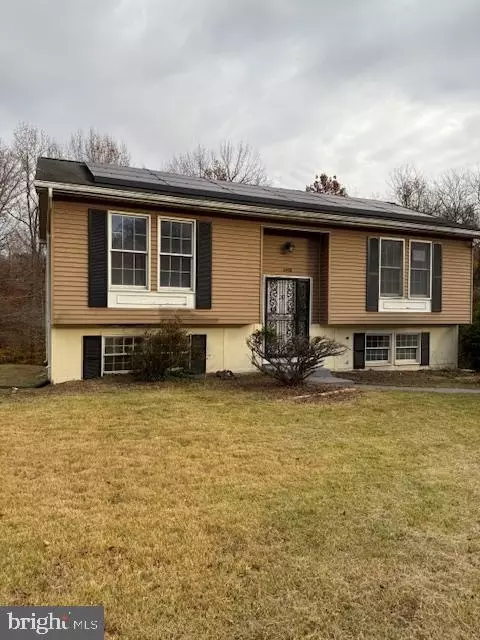 2406 Timbercrest Dr, District Heights, MD 20747