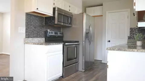 Entry Way - 9300 Worrell Ave, Lanham, MD 20706 photo 3 of 17