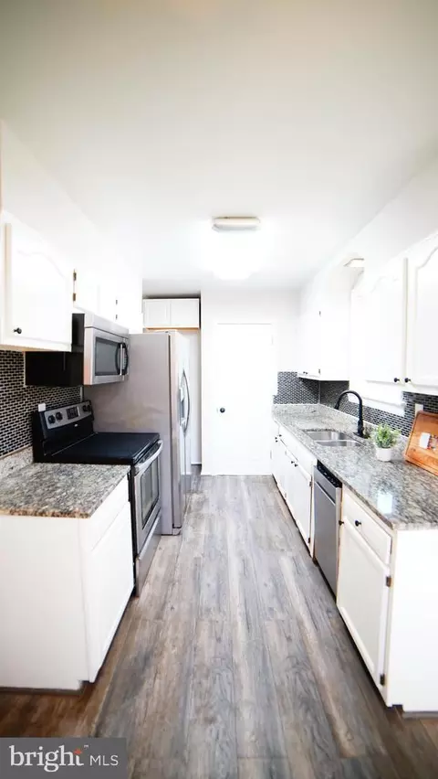 Entry Way - 9300 Worrell Ave, Lanham, MD 20706 photo 15 of 17