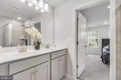 5513 Lanteen St, Lanham, MD 20706 photo 16