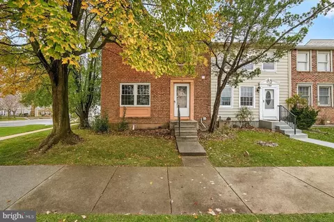 11400 Horse Soldier Pl, Beltsville, MD 20705