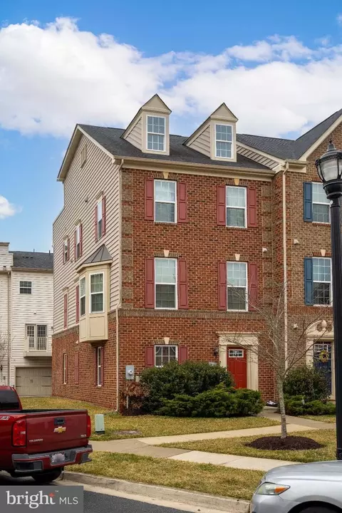 5428 Stream Bank Ln, Greenbelt, MD 20770