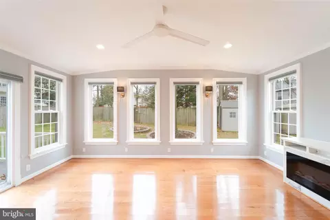 Living - 9407 Copernicus Dr, Lanham, MD 20706 photo 7 of 9