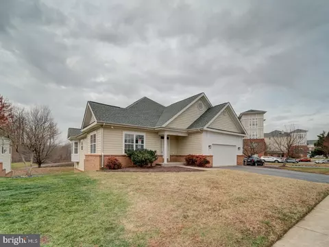 13914 New Acadia Ln, Marlboro, MD 20774