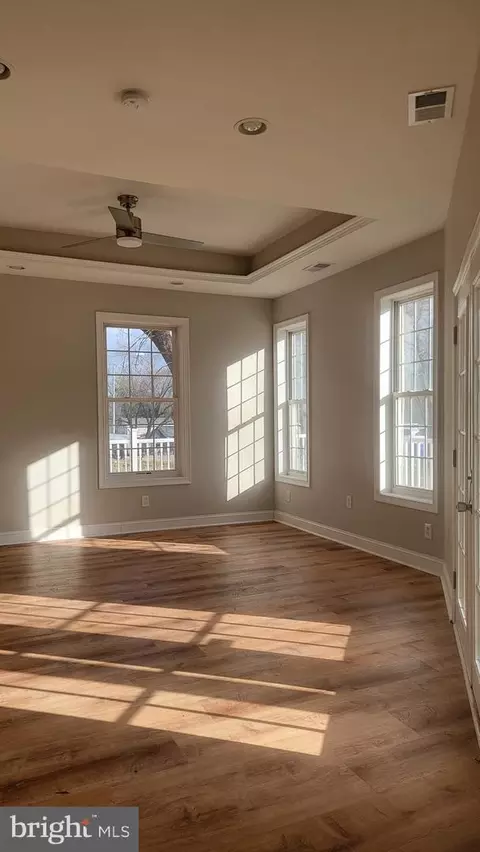 Living - 8823 Maple Ave, Bowie, MD 20720 photo 4 of 6