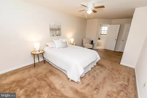 Bedroom - 13400 Oaklands Manor Dr, Laurel, MD 20708 photo 2 of 7