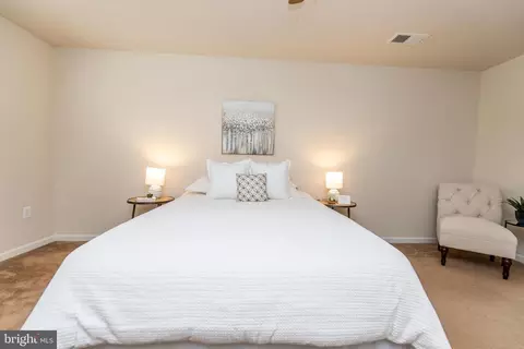 Bedroom - 13400 Oaklands Manor Dr, Laurel, MD 20708 photo 1 of 7