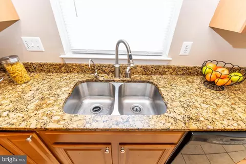 Kitchen - 13400 Oaklands Manor Dr, Laurel, MD 20708 photo 2 of 3