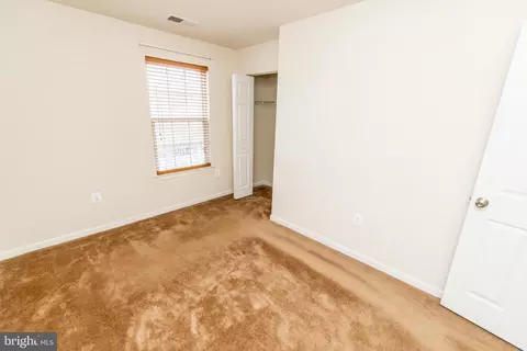 Bedroom - 13400 Oaklands Manor Dr, Laurel, MD 20708 photo 5 of 7