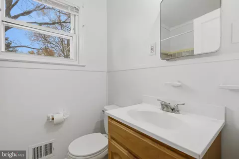 Bath - 1004 Marton St, Laurel, MD 20707 photo 1 of 2