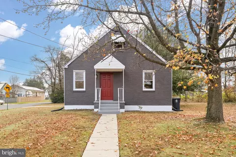 3410 Pumphrey Dr, District Heights, MD 20747