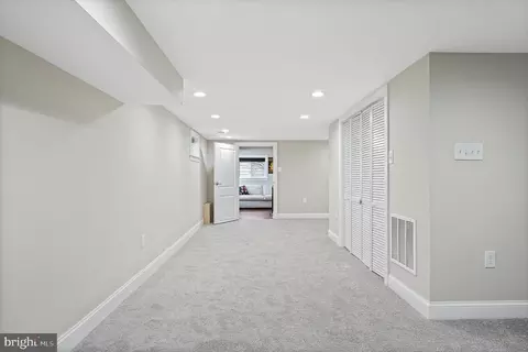 Entry Way - 9217 Fowler Ln, Lanham, MD 20706 photo 14 of 18