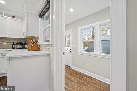Entry Way - 9217 Fowler Ln, Lanham, MD 20706 photo 10 of 18