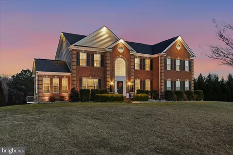 6616 Osborne Hill Dr, Marlboro, MD 20772